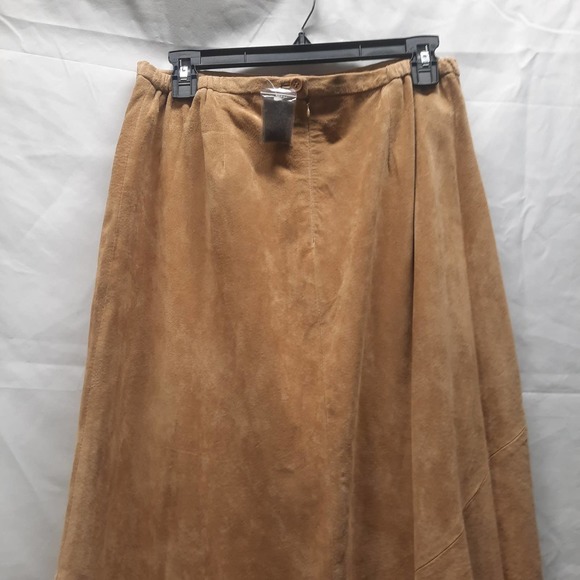 New Chico's Design Tan/Camel 100% Leather lined maxi fit and flare skirt Size 2 - Picture 4 of 6